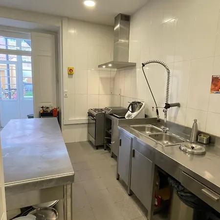 Δωμάτια σε οικογενειακή κατοικία Single With Small Balcony *